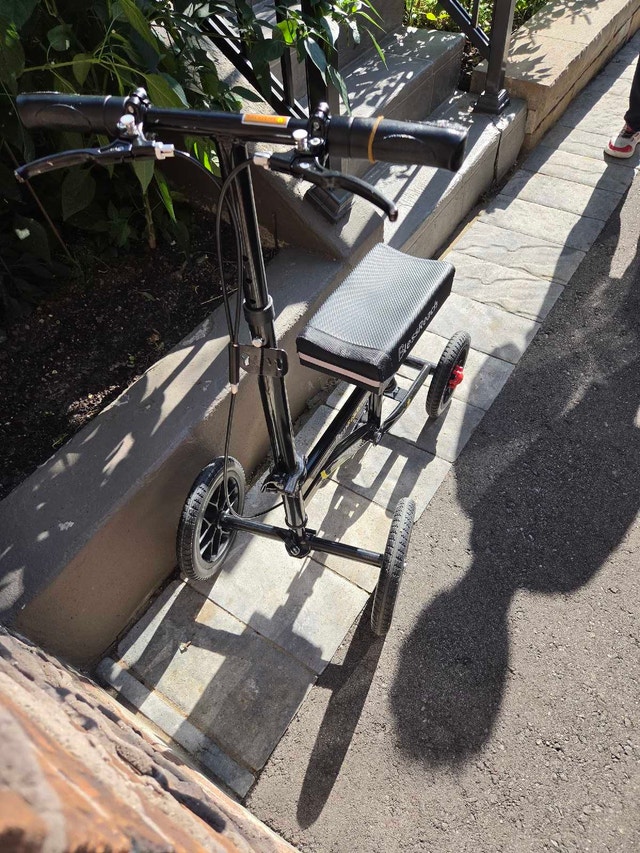 knee scooter for sale