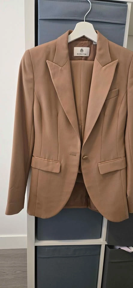 Aritzia suit set size 0 - photo 2