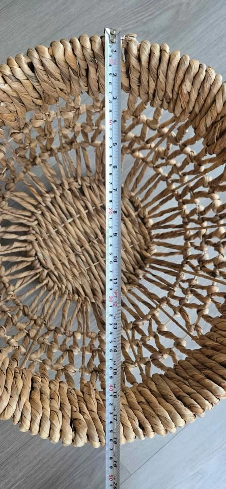 Handmade Woven Seagrass Basket from Vietnam - photo 4