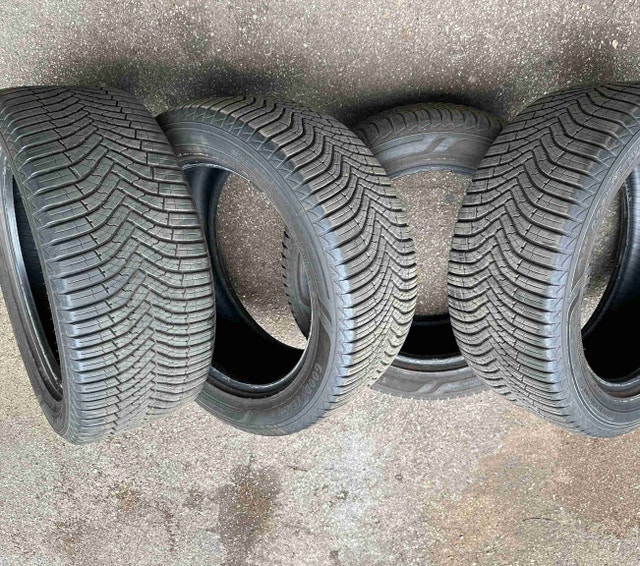 Set of 4 x Goodyear Assurance Weatherready 2 in 275/50R20 113V