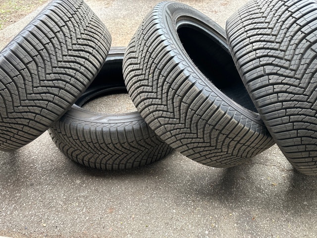 Set of 4 x Goodyear Assurance Weatherready 2 in 275/50R20 113V - photo 2