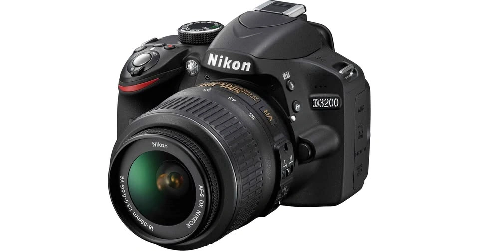Nikon D5300 and Nikon D3200 - photo 2