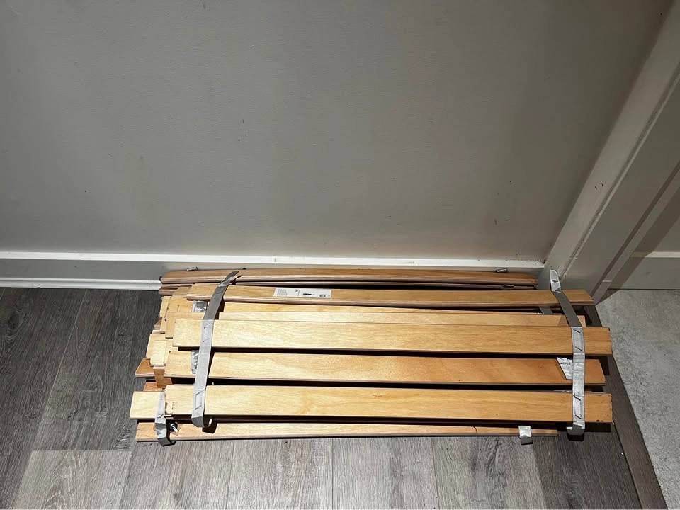 IKEA Queen Malm Bed Frame - photo 2