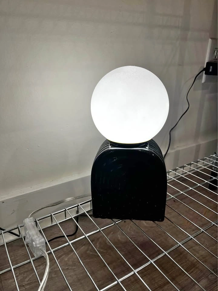 Post-Modern Black Ceramic Globe Table Lamp