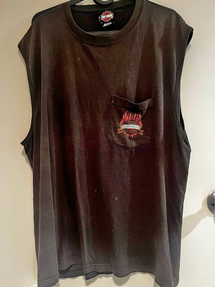 Harley-Davidson Shelton's Goldsboro NC Sleeveless Pocket T-Shirt