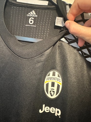 Player Issue Juventus 2016/17 Buffon Keeper Training Kit Size 6 - photo 3