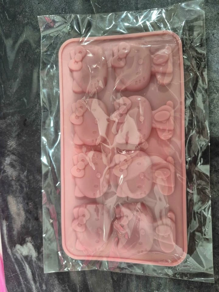 Assorted Silicone Molds - photo 5