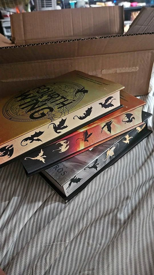 The Empyrean Series Books 1-3: Fourth Wing, Iron Flame, Onyx Sto