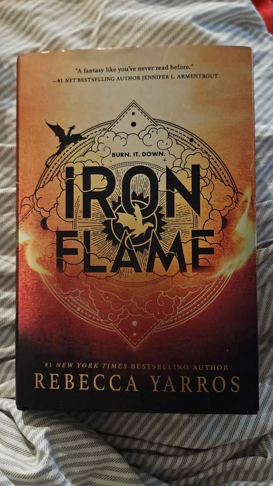 The Empyrean Series Books 1-3: Fourth Wing, Iron Flame, Onyx Sto - photo 3