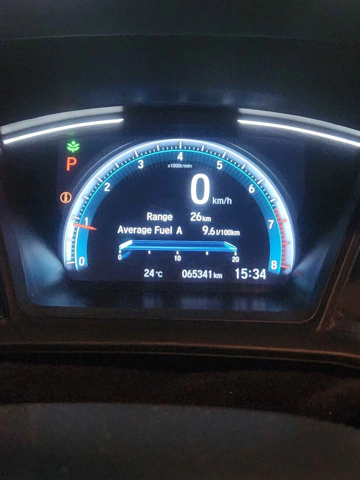 2019 Honda Civic LX, Sedan– Only 65,000 miles, no accidents - photo 3