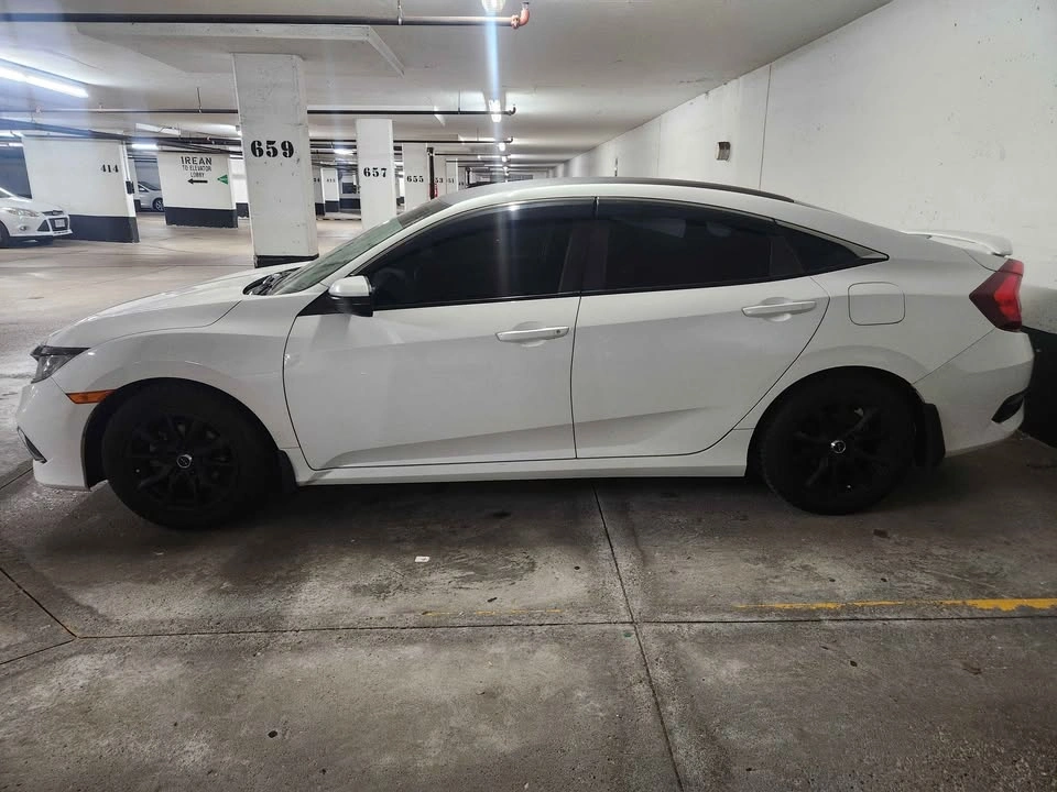 2019 Honda Civic LX, Sedan– Only 65,000 miles, no accidents - photo 5