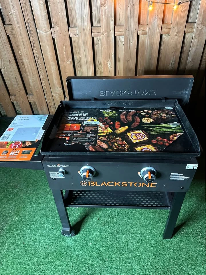 Blackstone Original 28" Flat Top Grill with Hard Cover - photo 3