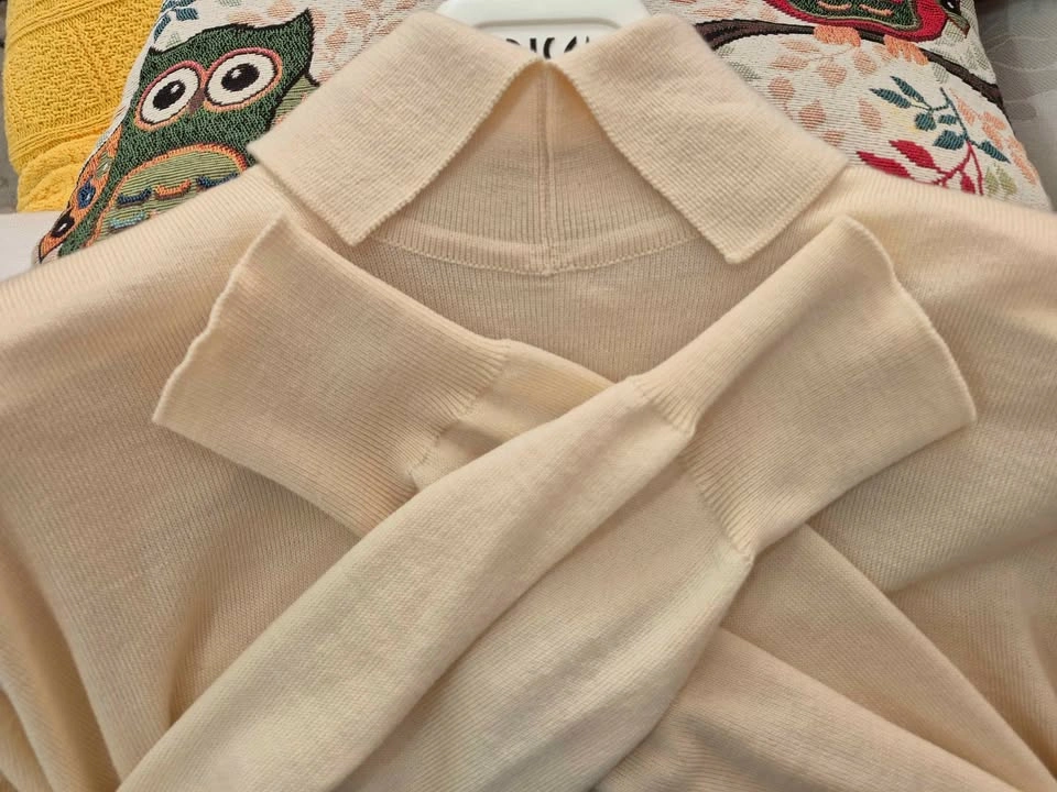NWT Vintage Escada by Margaretha Ley 100% Merino Wool Sweater - photo 3