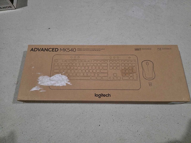 Logitech MK540 Wireless Keyboard & Mouse Combo