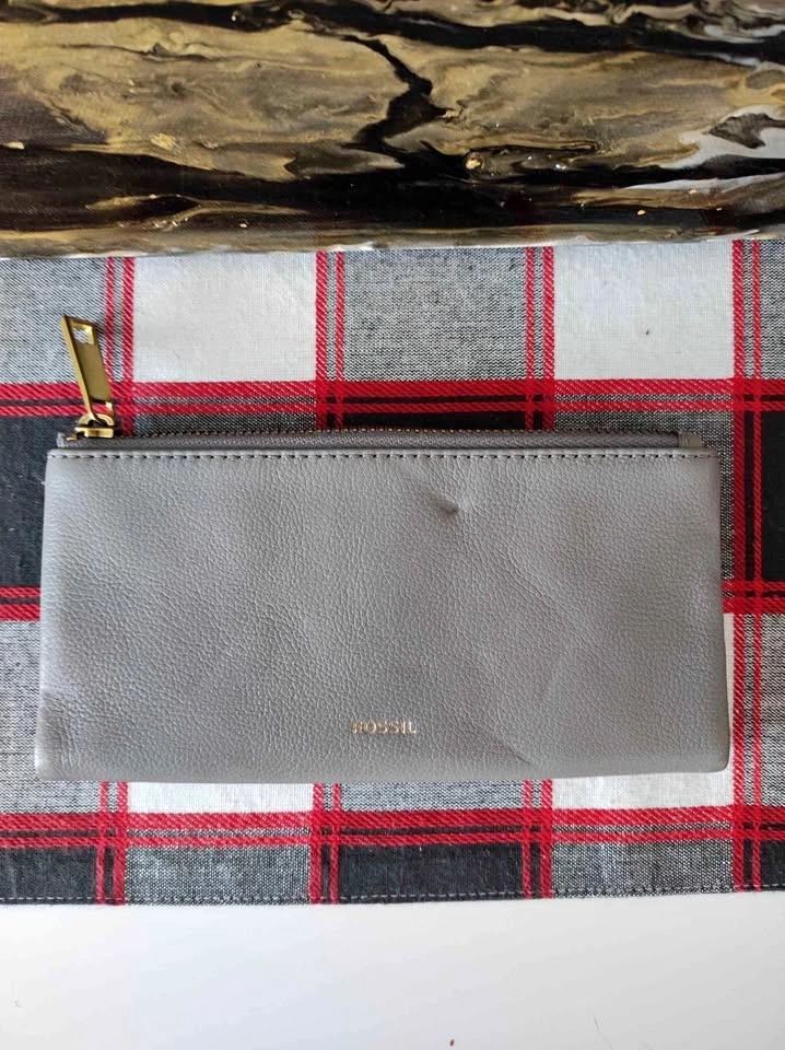 Fossil grey leather wallet