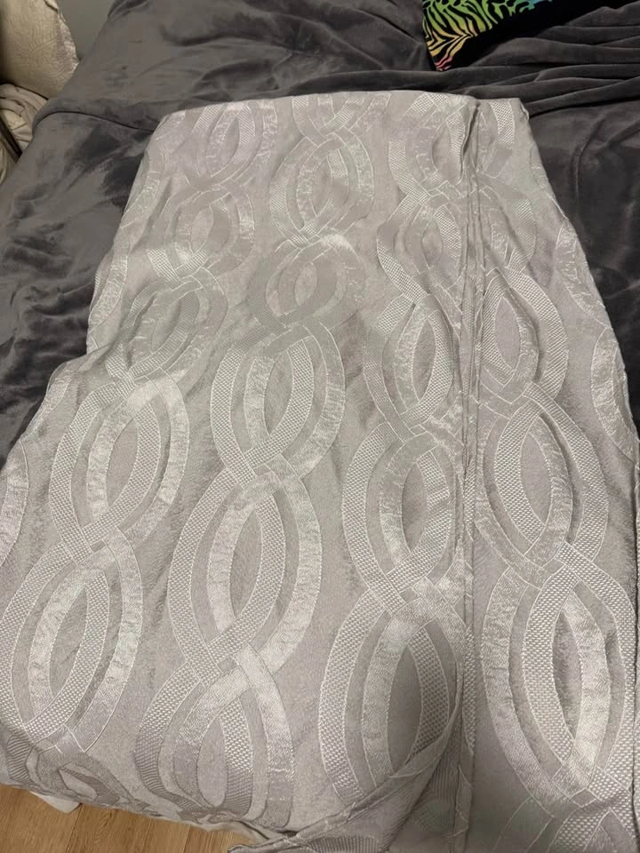 Great/silver curtains - photo 2