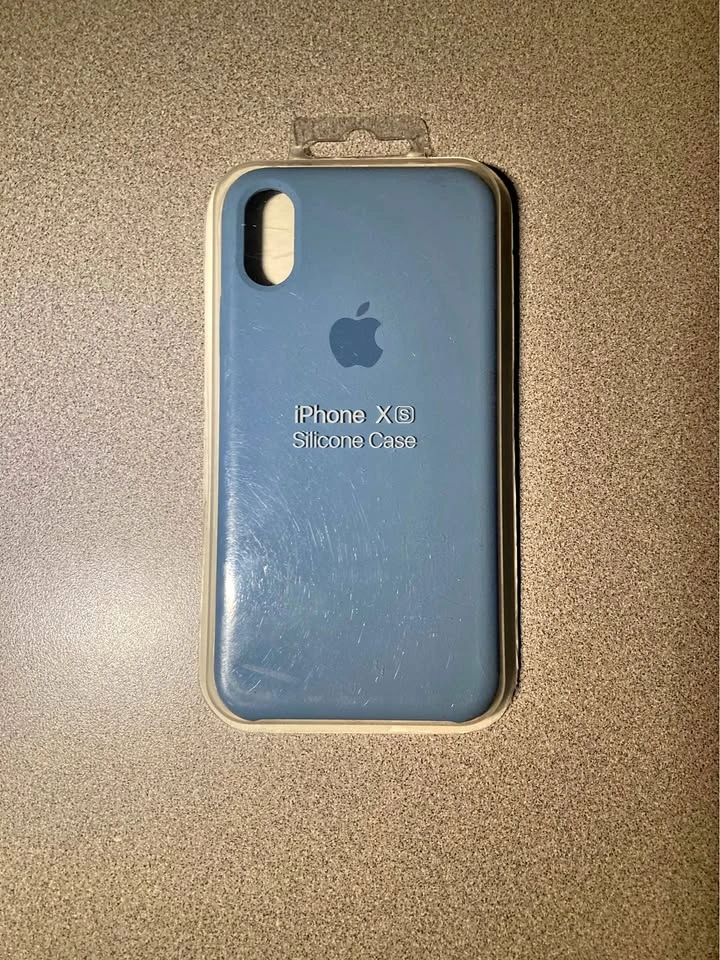 iPhone XS Apple silicone case