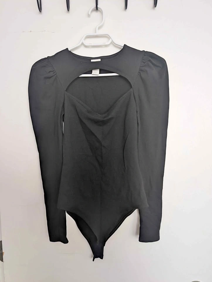 H&M Black Cut-Out Puff Sleeve Bodysuit