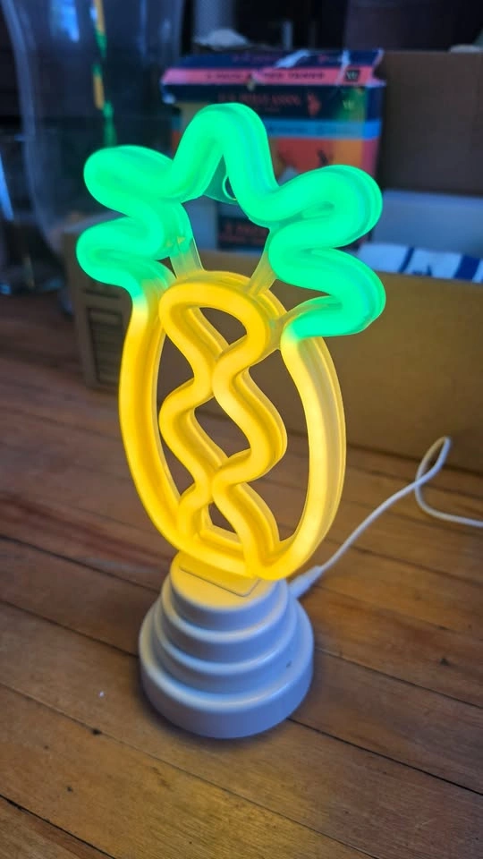 Fun LED Neon Pineapple Desk Lamp / Nightlight - photo 2