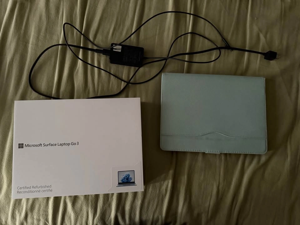 Refurbished Windows Surface Laptop Go 3 (CIB + Accessories) - photo 2