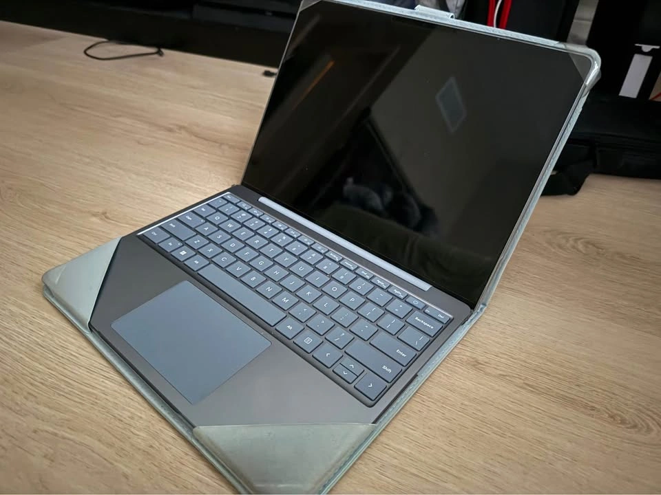 Refurbished Windows Surface Laptop Go 3 (CIB + Accessories) - photo 4