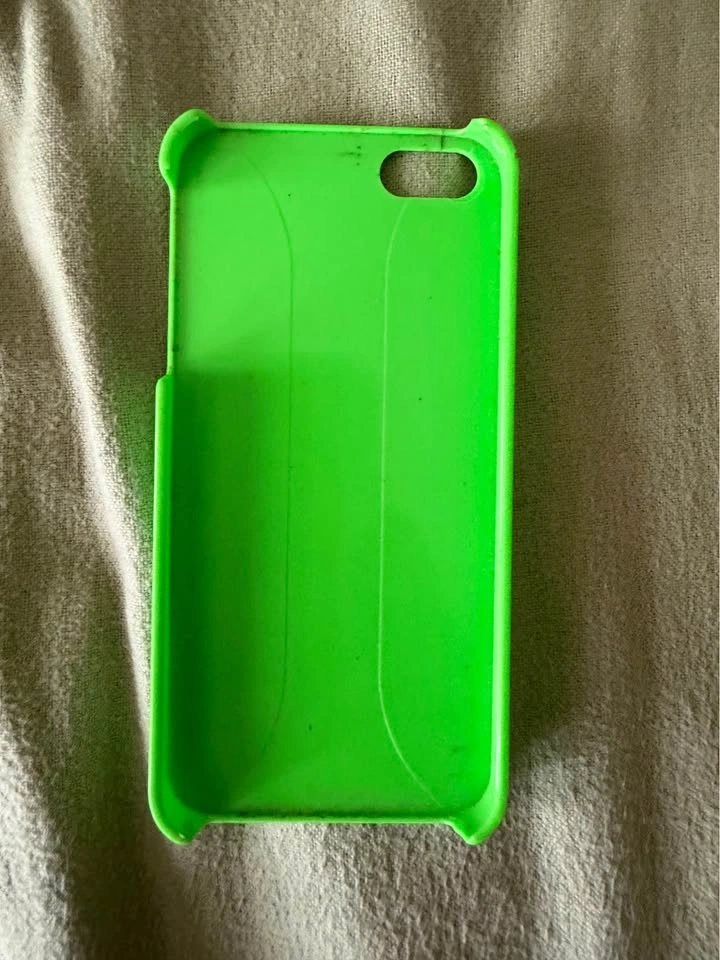 iPod Touch 6th Generation (DOESNT WORK) - photo 3