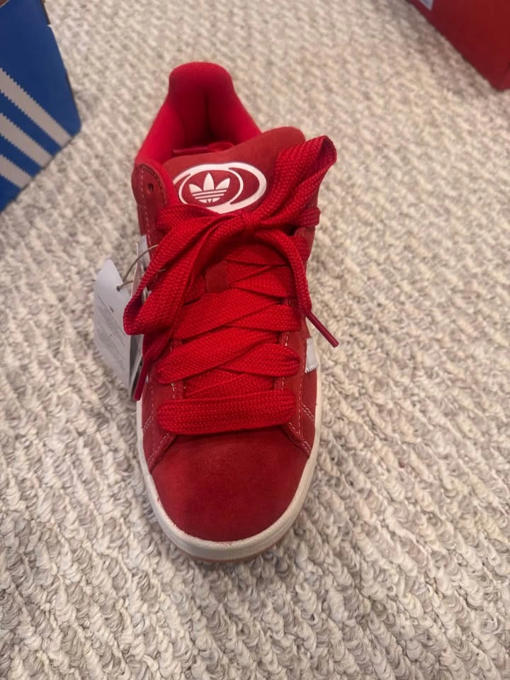 Brand New Boys Adidas Red Gym Shoes Size 5.5 - photo 2