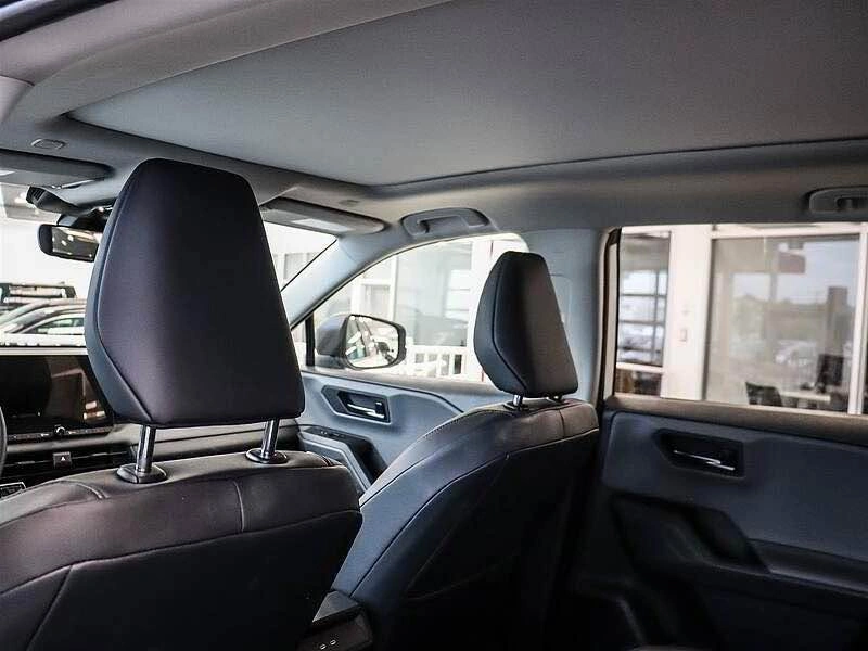 2026 Toyota RAV4 Hybrid - photo 3