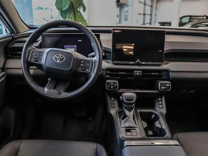 2026 Toyota RAV4 Hybrid - photo 4