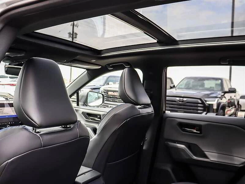 2026 Toyota plug-in hybrid xse - photo 4