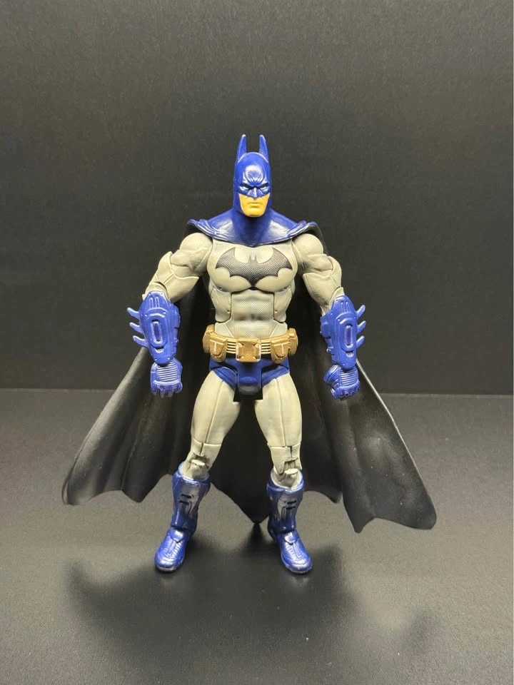Mattel DC Universe Classics Batman Action Figures Lot - photo 5