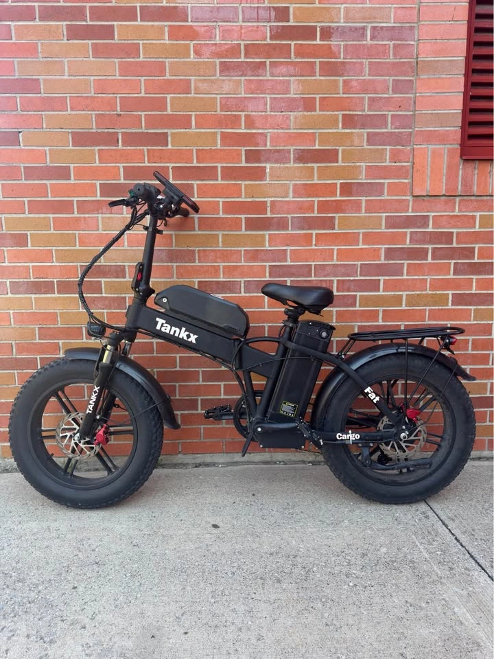 Tankx Dual Battery Fat Tire Folding E-Bike - Like New - photo 2