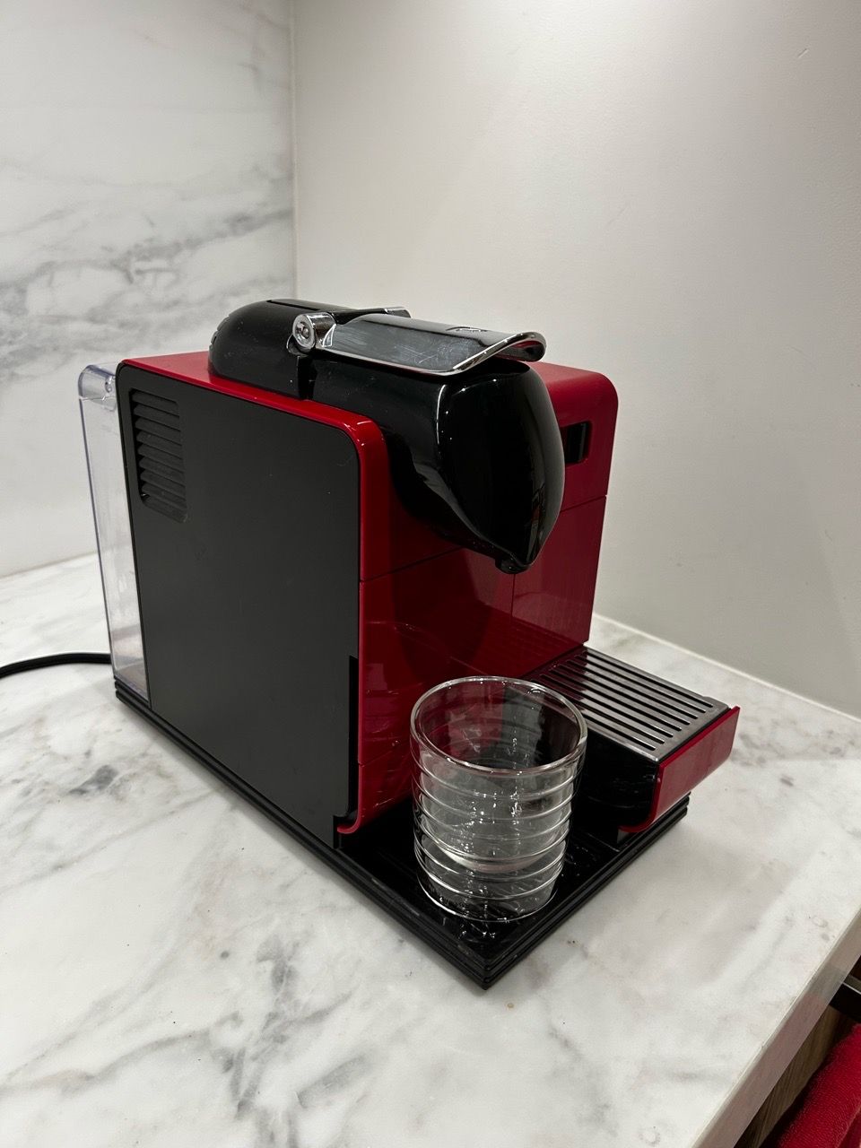DeLonghi Nespresso EN520R Espresso Coffee Machine Red - photo 2
