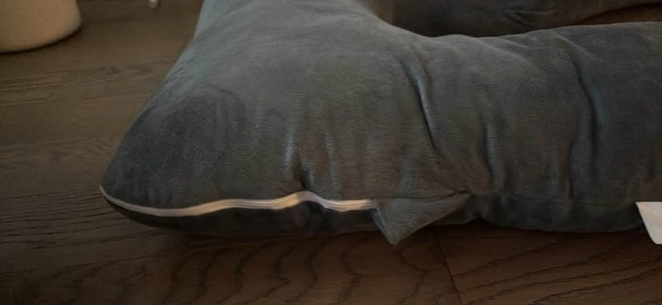 U-Shaped Pregnancy Pillow - photo 3