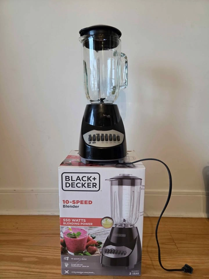 Blender, rice cooker, and iron for sale - photo 3