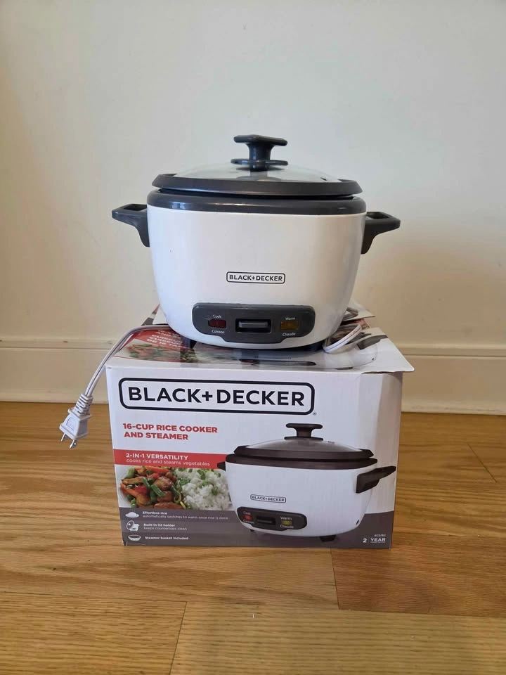 Blender, rice cooker, and iron for sale - photo 4