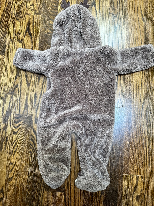 Carters 9 month old Full Body Hooded Bunting Bear Body Suit - photo 2