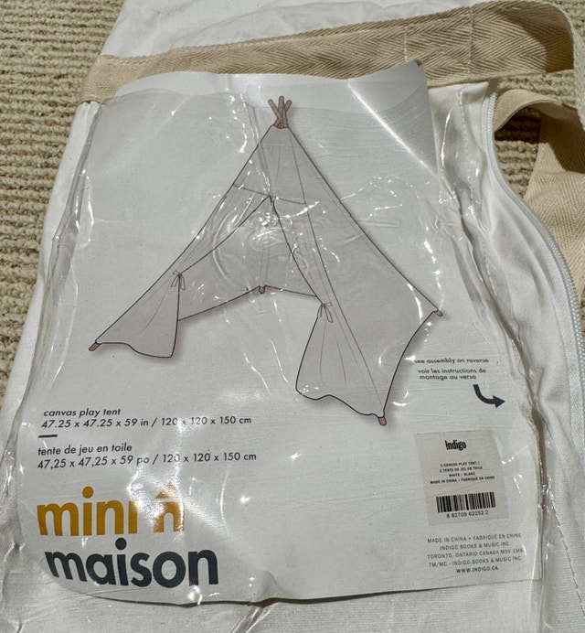 MINI MAISON WHITE CANVAS PLAY TENT with Carrying Case - photo 3