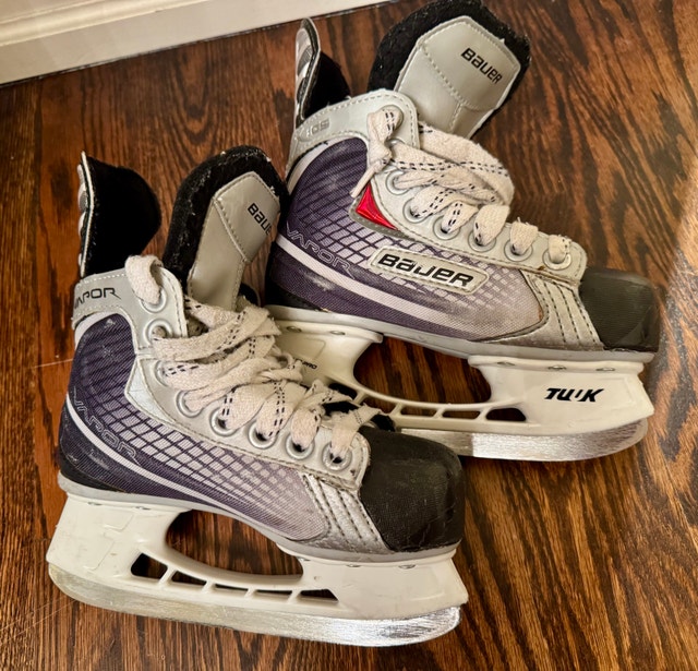 Bauer Vapor Kids Skates Size 11