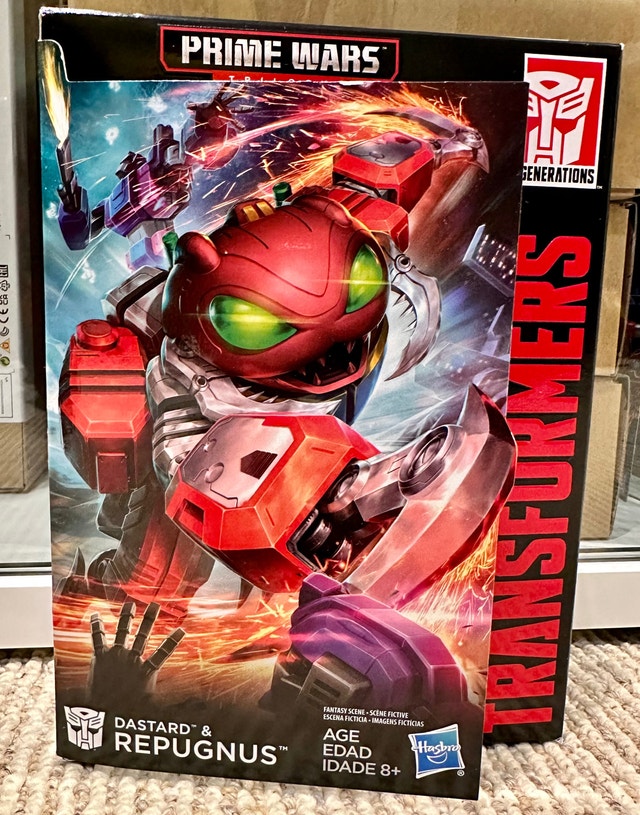 TRANSFORMERS Titans Return Titan Master Dastard & Repugnus