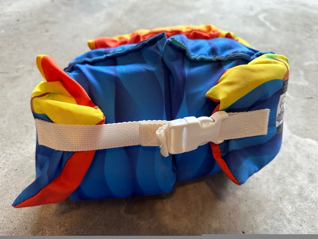 Body Glove Kids' Paddle Pals Patented Swim Jacket - photo 3