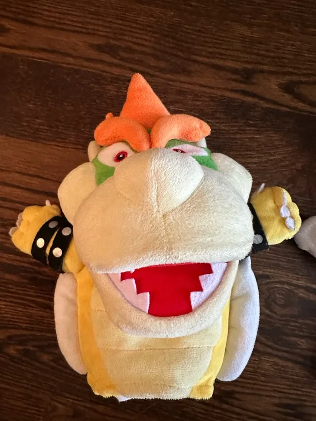 Super Mario Bowser 10” Plush Hand Puppet Officially Licensed