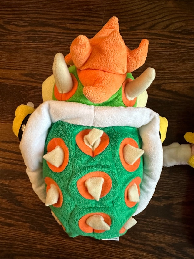 Super Mario Bowser 10” Plush Hand Puppet Officially Licensed - photo 2