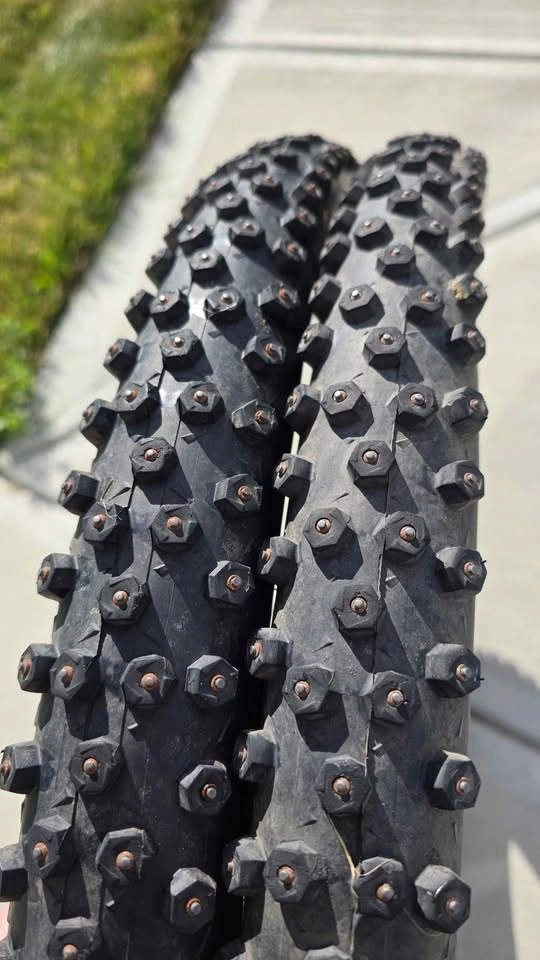 PAIR of Schwalbe Ice Spiker Pro 27.5” Studded Tires - 27.5x2.25 - photo 4