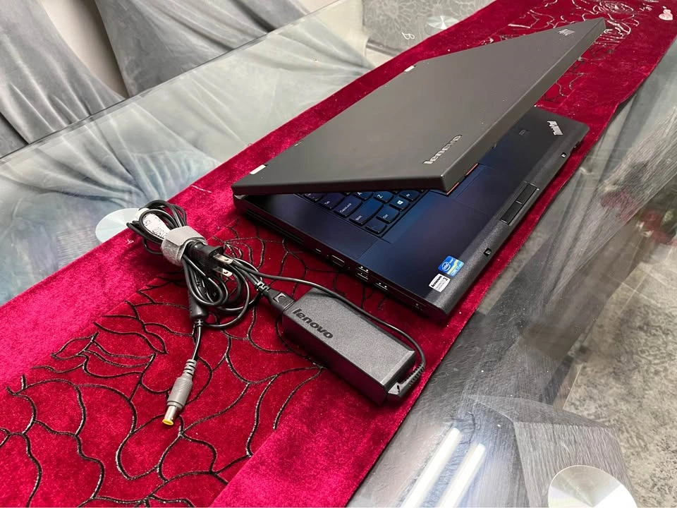 Lenovo Thinkpad Gaming Laptop i7 32GB RAM 256GB SSD - photo 3