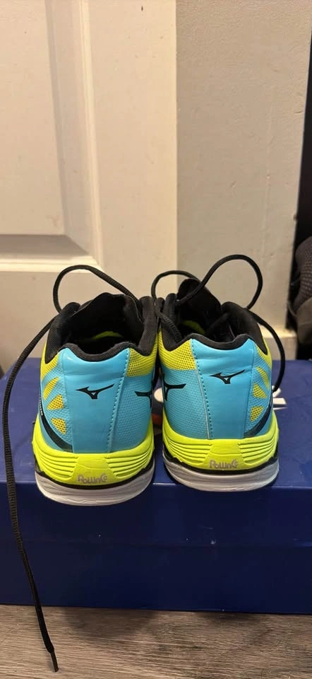 Mizuno Volleyball Shoes Size 9 Women’s - photo 4
