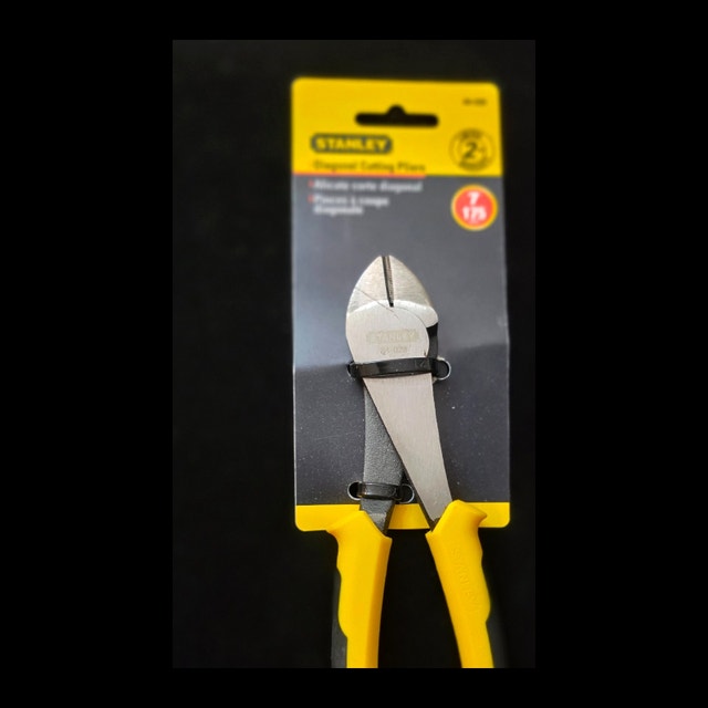 STANLEY 7-in Diagonal Cutting Pliers
