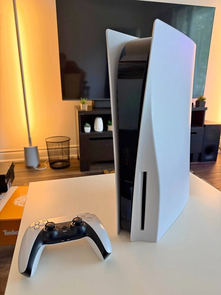 SONY PLAYSTATION 5 PS5 DISC EDITION – 825GB + DUALSENSE CONTROLL