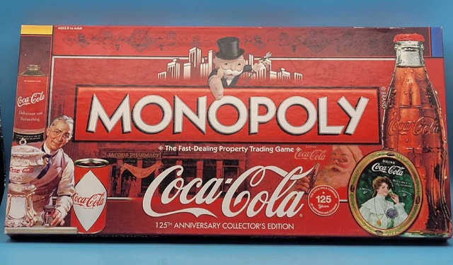 Monopoly COCA-COLA 125th Anniversary Collectors Edition Complete - photo 5