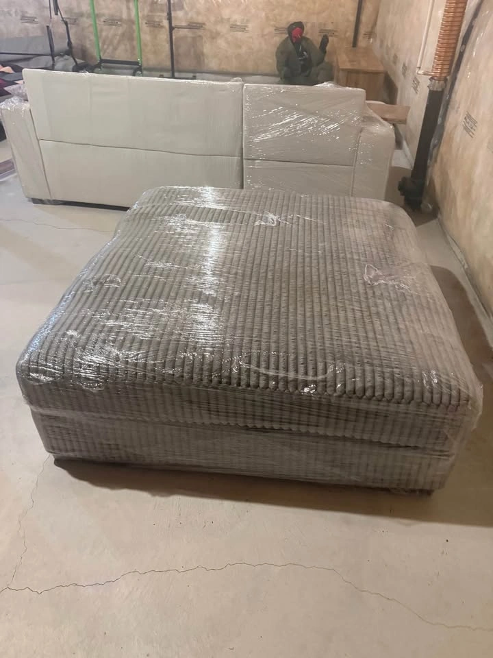 Ashley Stupendous Oversized Accent Ottoman - photo 2